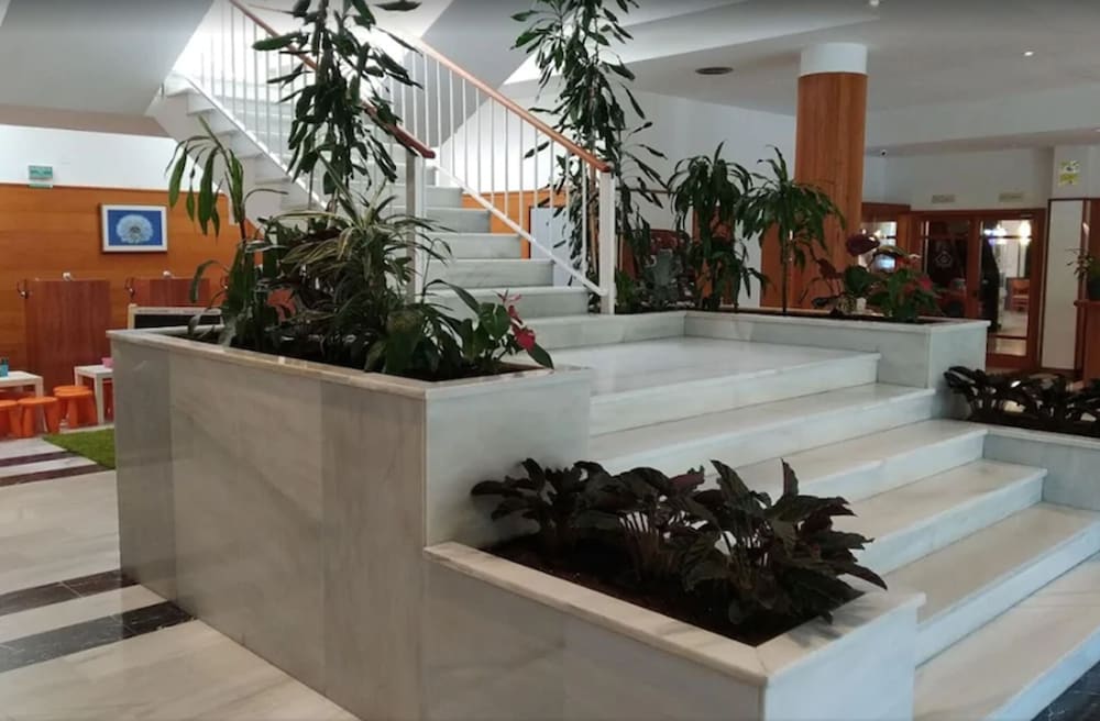 Aparthotel Golf Beach 4