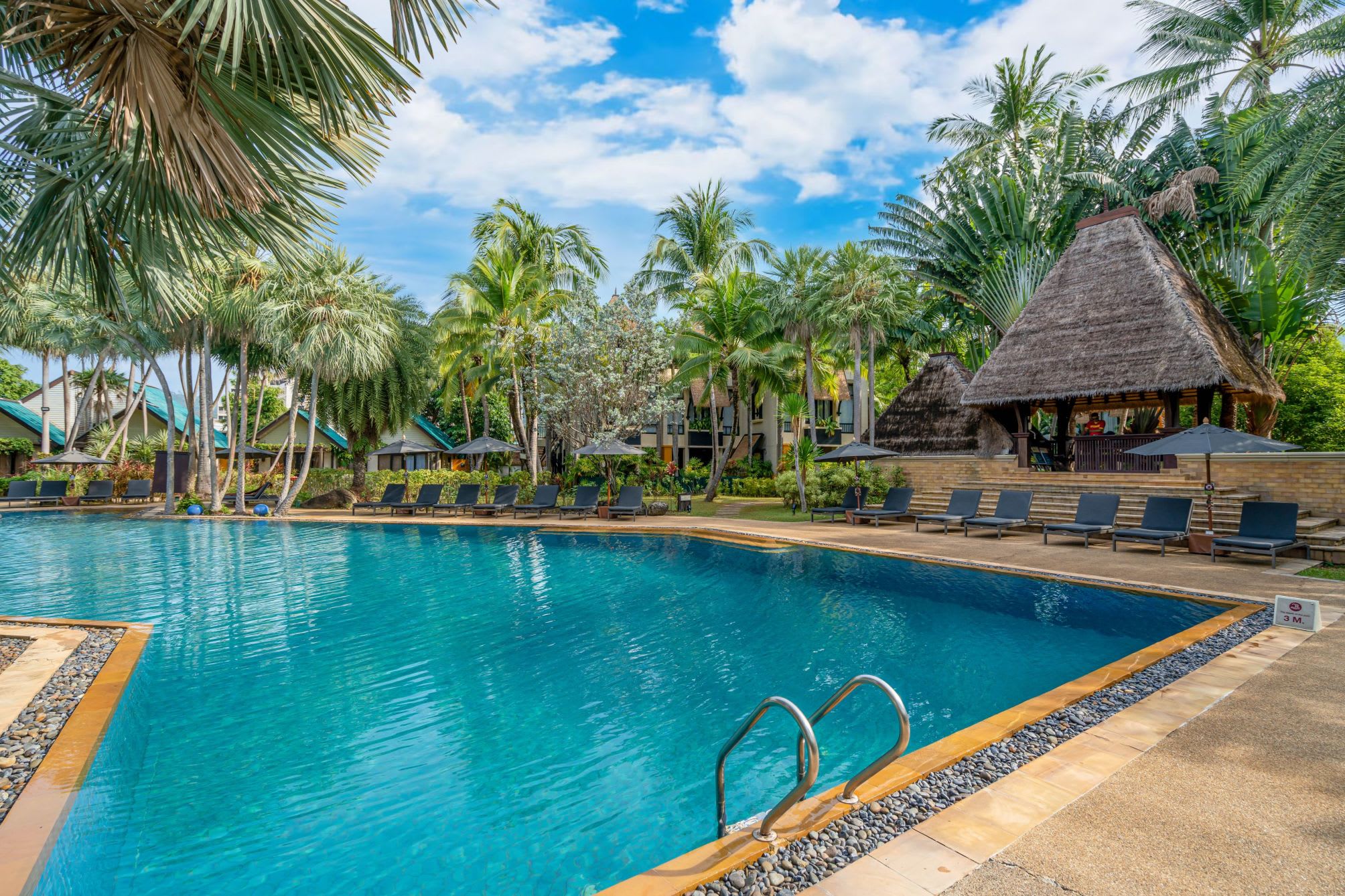 Paradox Resort Phuket 4