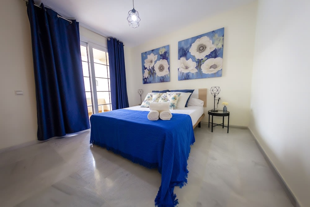 Expoholidays - Apartamentos Puerto Almerimar 2