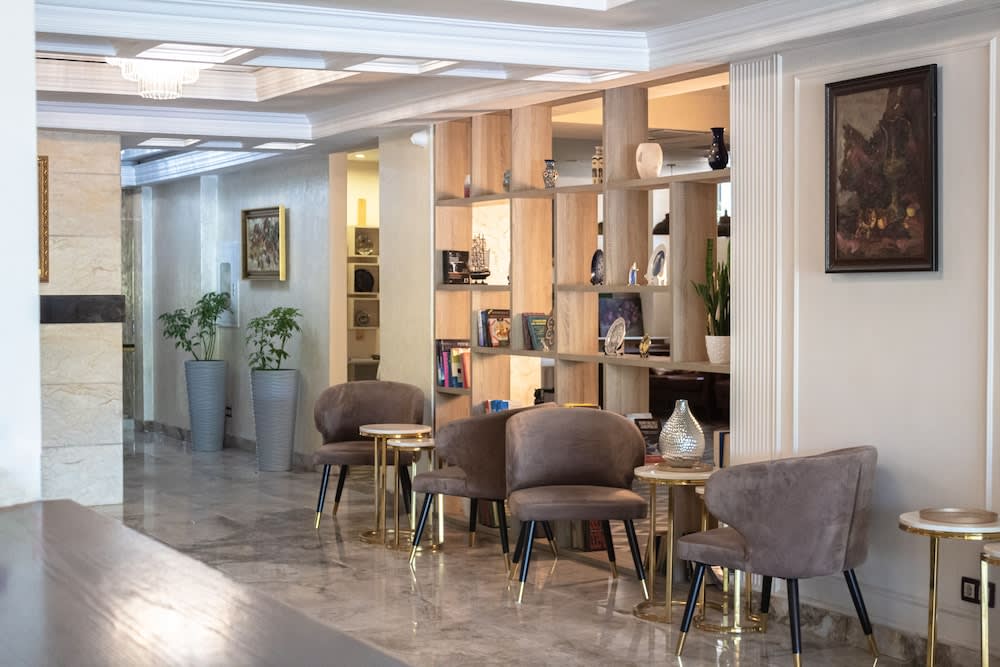 Orient Hotel Bishkek 2