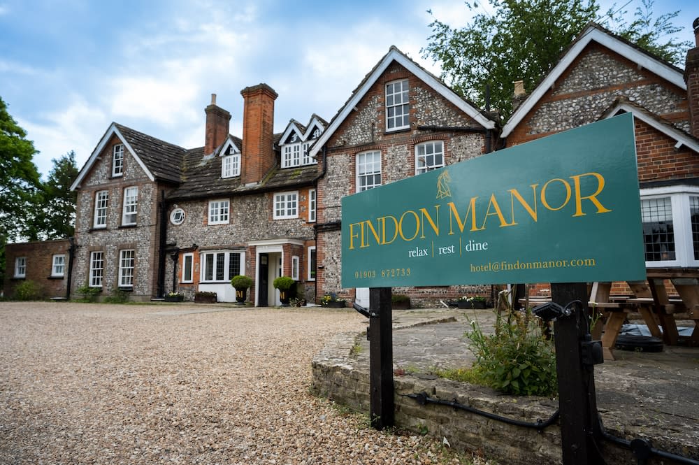 Findon Manor Hotel 1
