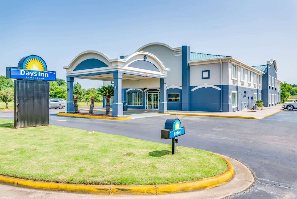 Days Inn by Wyndham Coliseum Montgomery AL 1