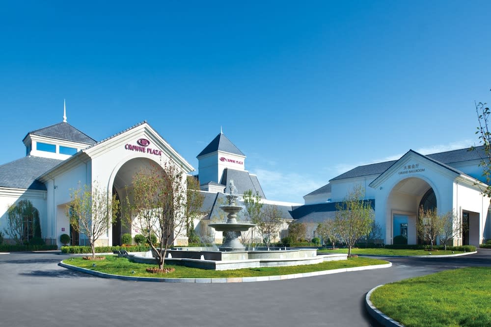 Crowne Plaza Huailai by IHG 1