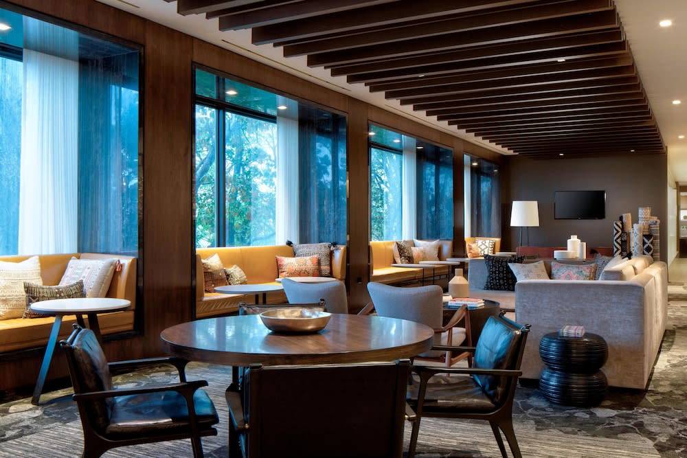 New York LaGuardia Airport Marriott 1