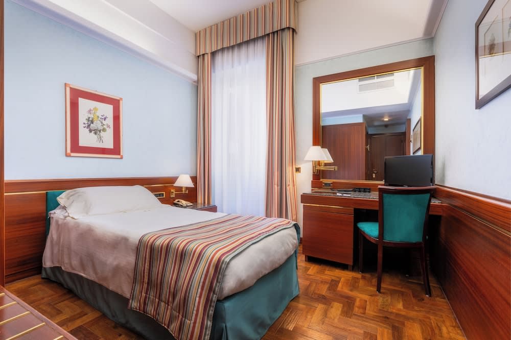 Hotel Crivi's 2