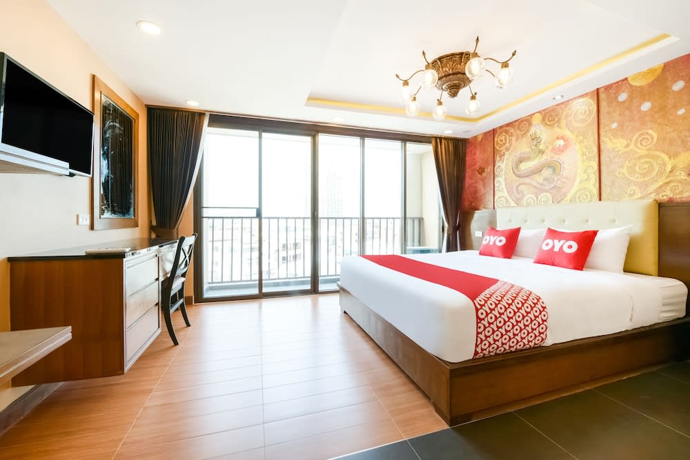 OYO 458 Nakorn Siam Boutique 1