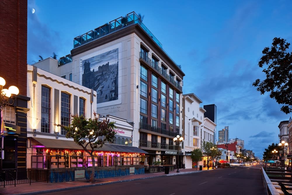 AC Hotel by Marriott San Diego Downtown Gaslamp Quarter 1