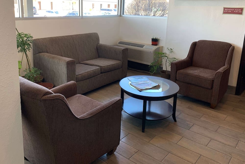 Super 8 by Wyndham Jackson 5