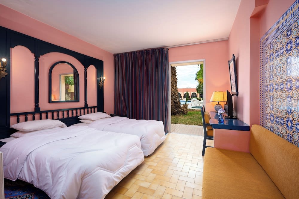 RS Hotel Karam Palace 2