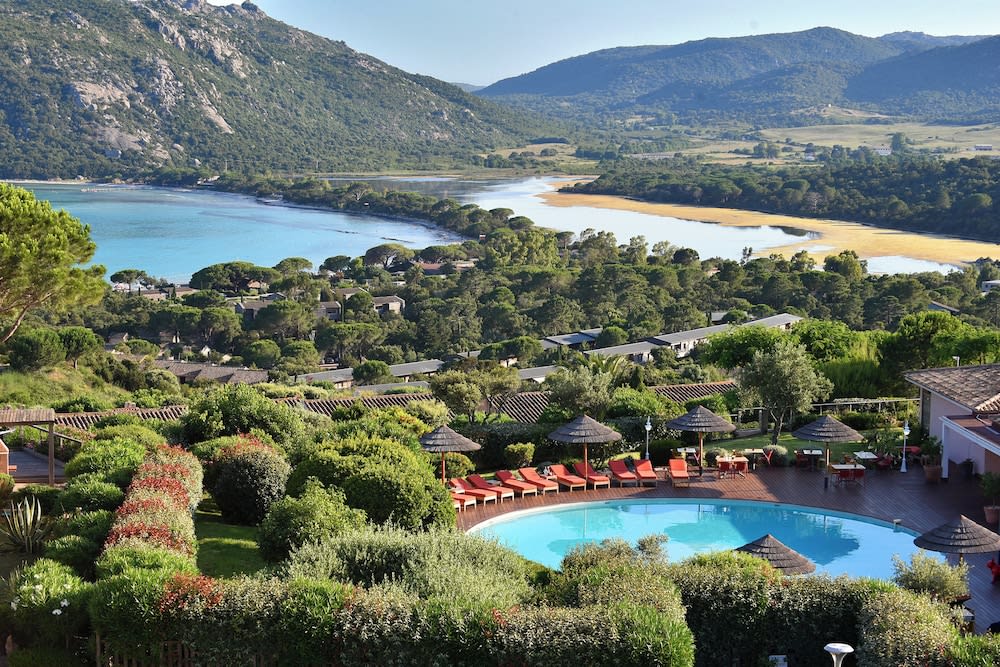 Hôtel Alivi Di Santa Giulia 1