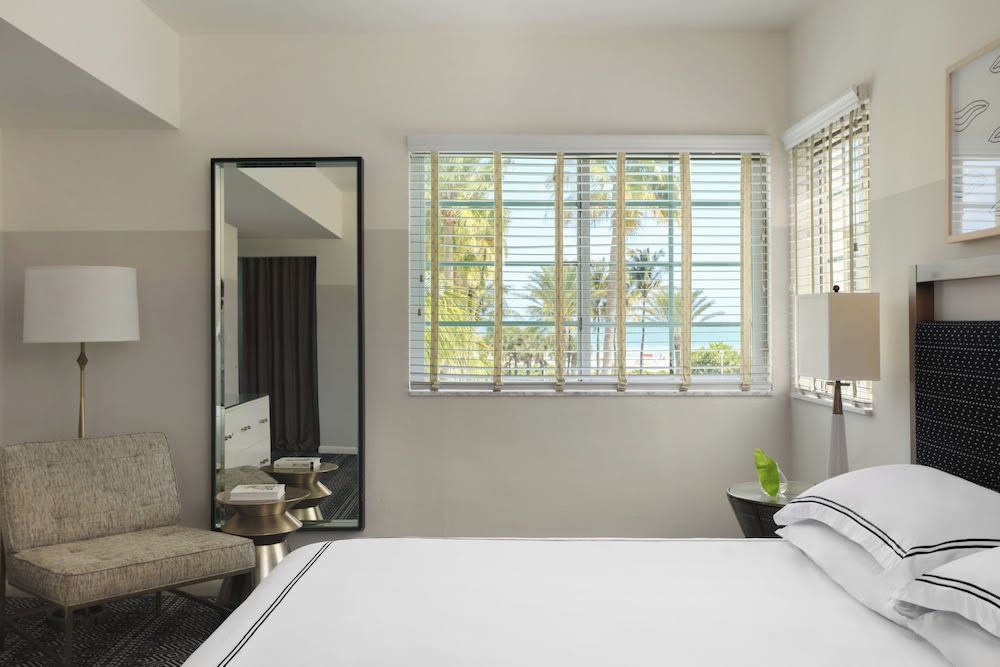 Kimpton SURFCOMBER HOTEL by IHG 1