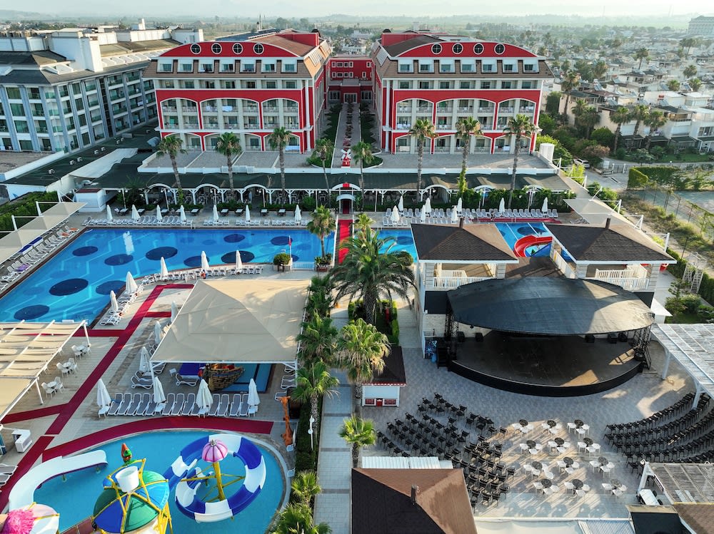 Orange County Belek 1
