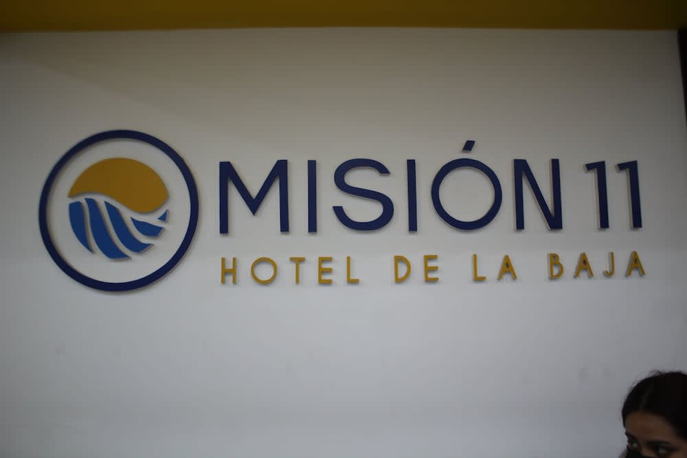 HOTEL MISION 11 2