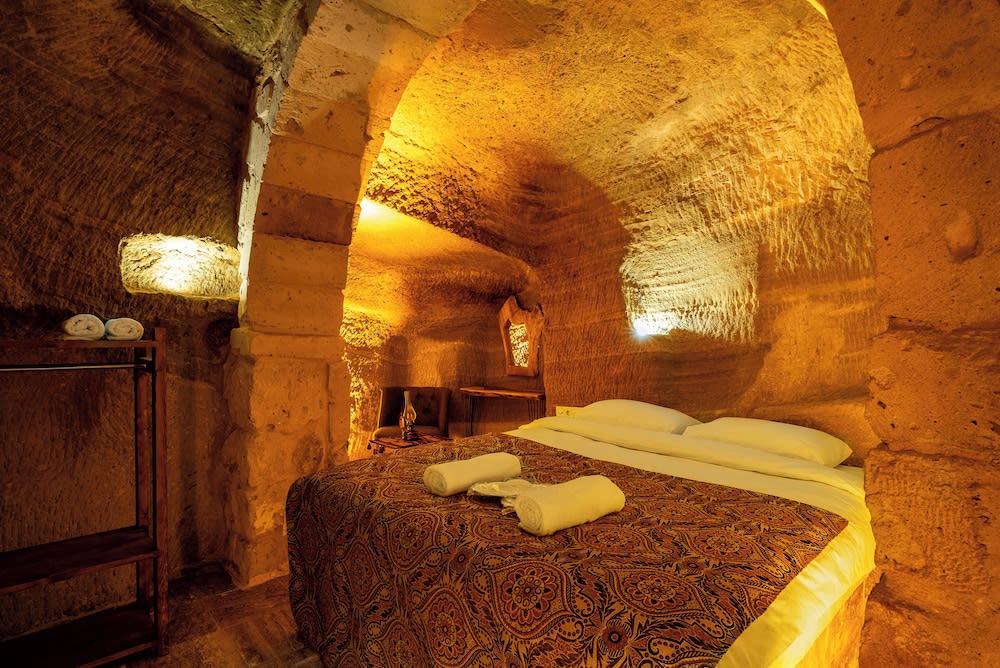 Snora Cave Hotel 2