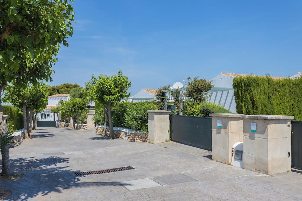 Villas Finesse By MENORCARENTALS 3