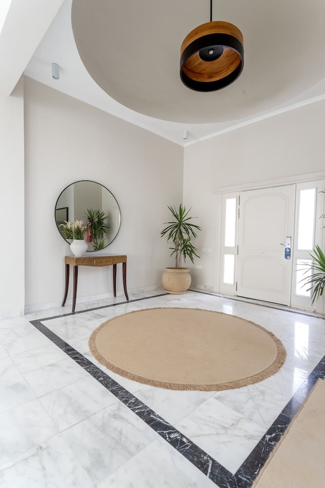 Desert Rose Resort 2