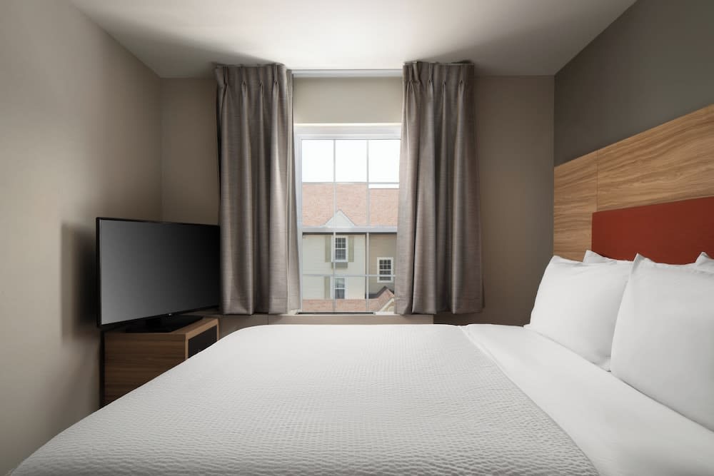 Candlewood Suites ST. LOUIS - ST. CHARLES by IHG 2