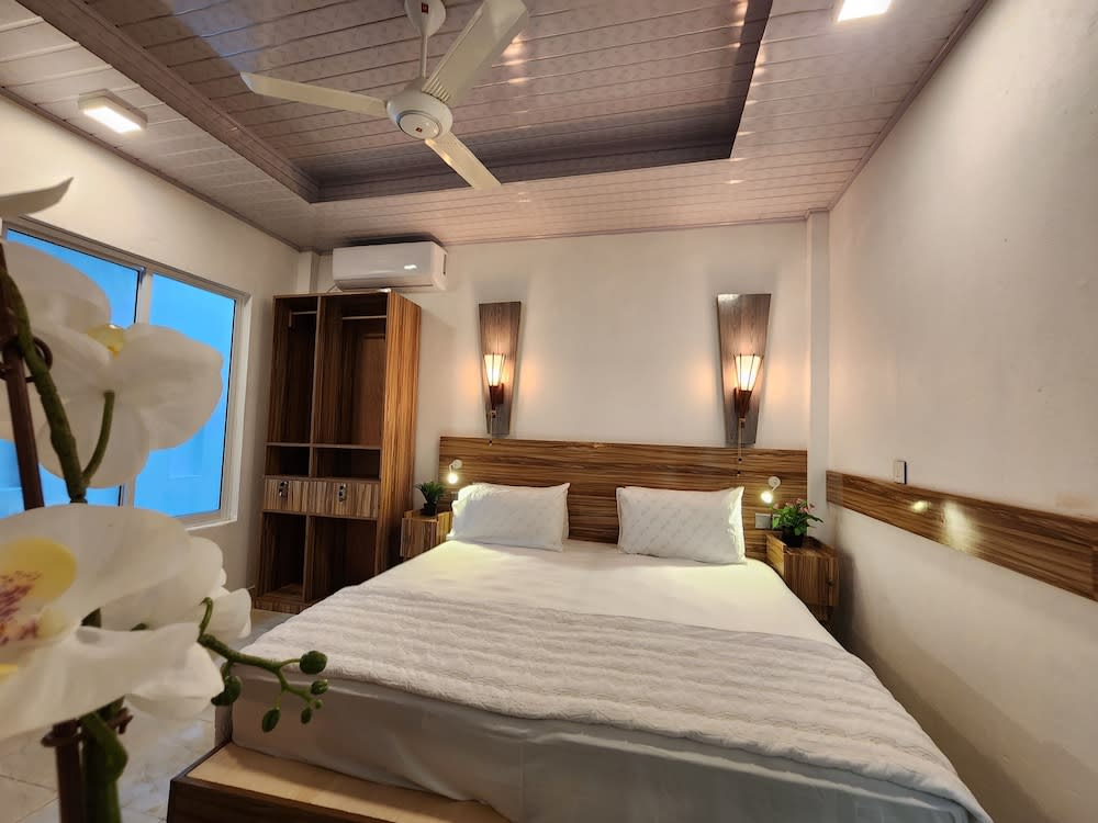 Batuta Maldives Fourson 2
