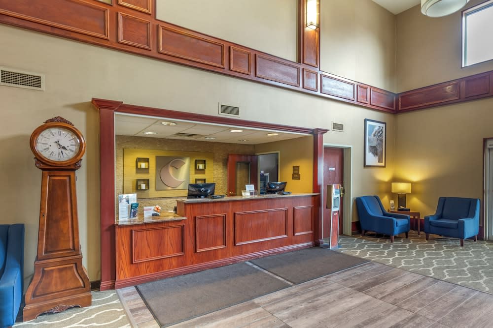 Comfort Inn & Suites Rapid City South - Mt Rushmore Gateway 2