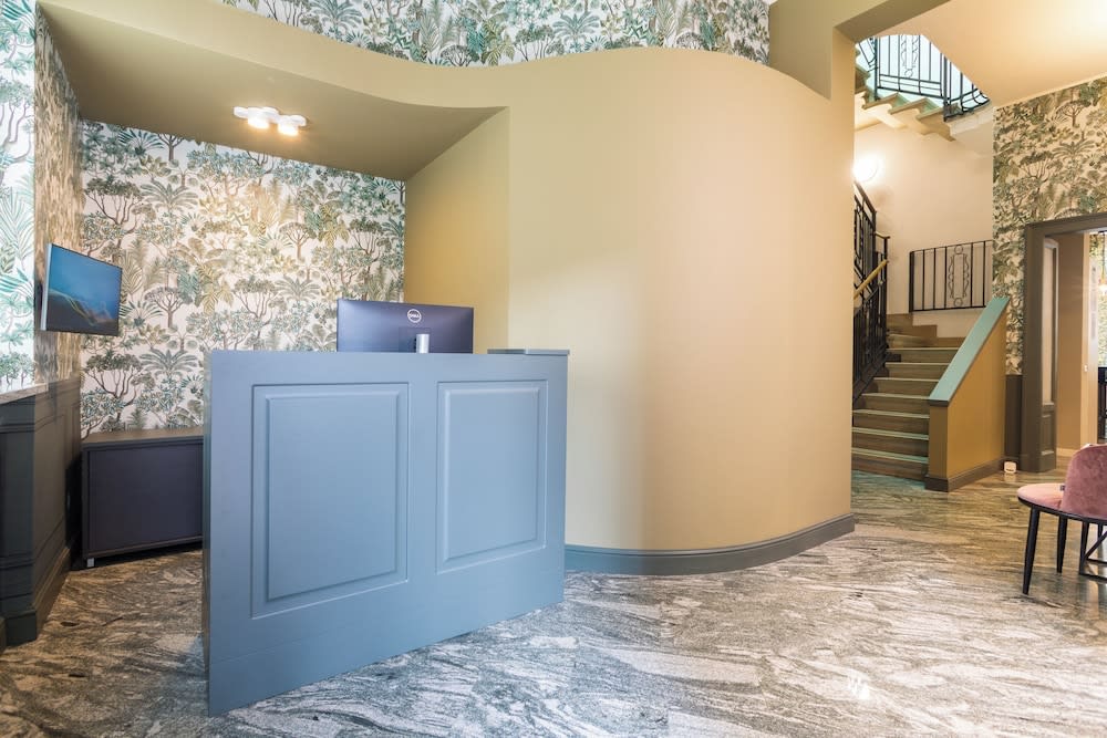 Martini Suite 2