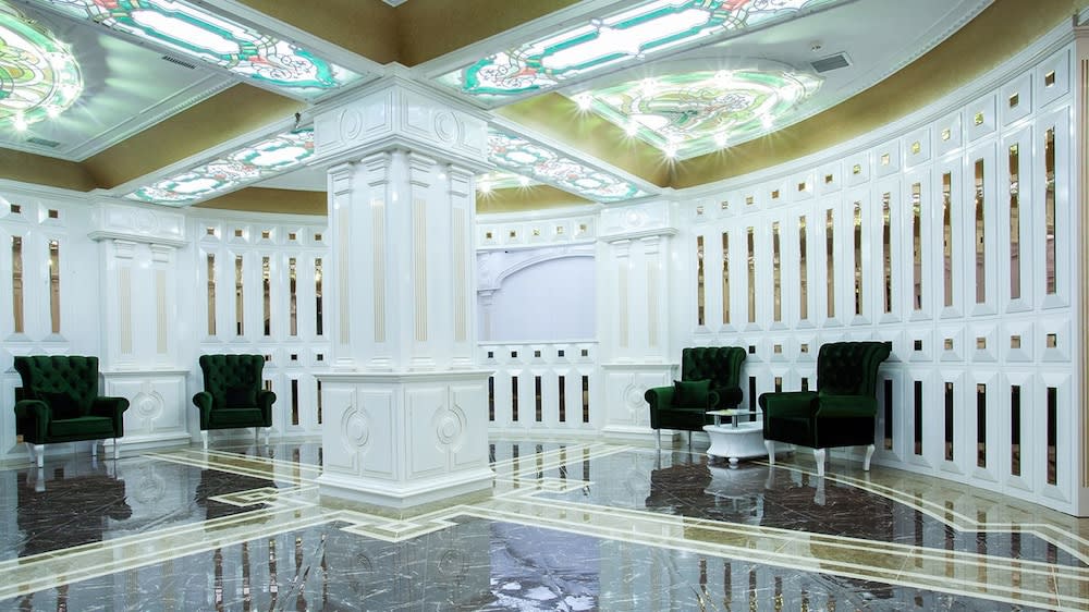 Emerald Hotel 2