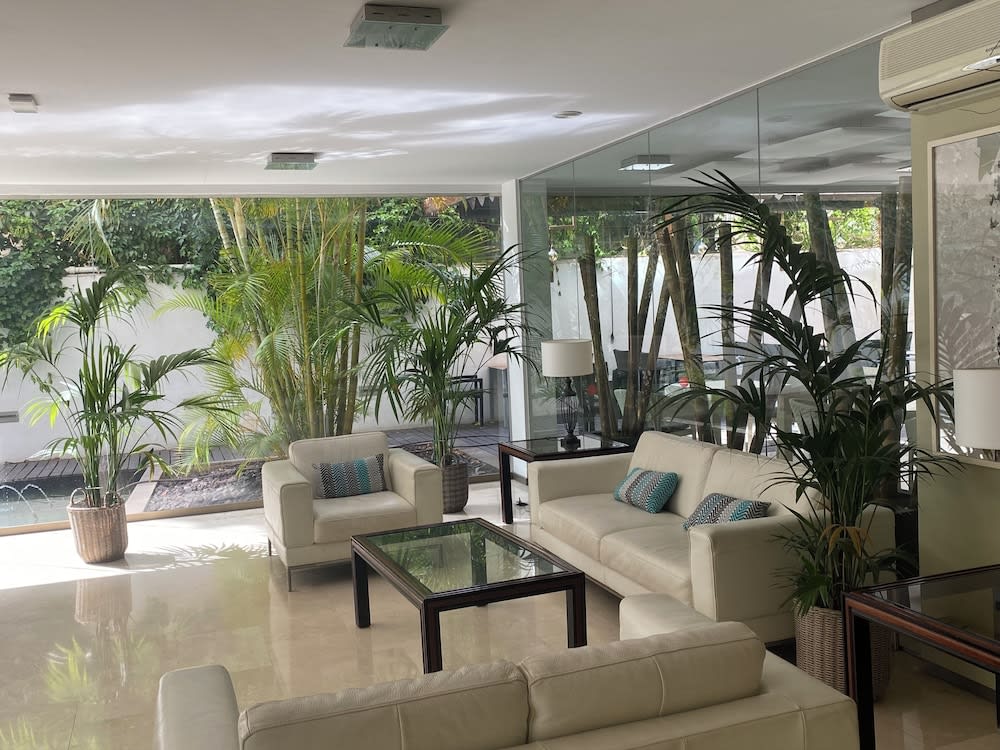 Hotel Colon Rambla 2