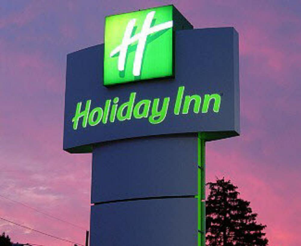 Holiday Inn & Suites BARSTOW by IHG 1