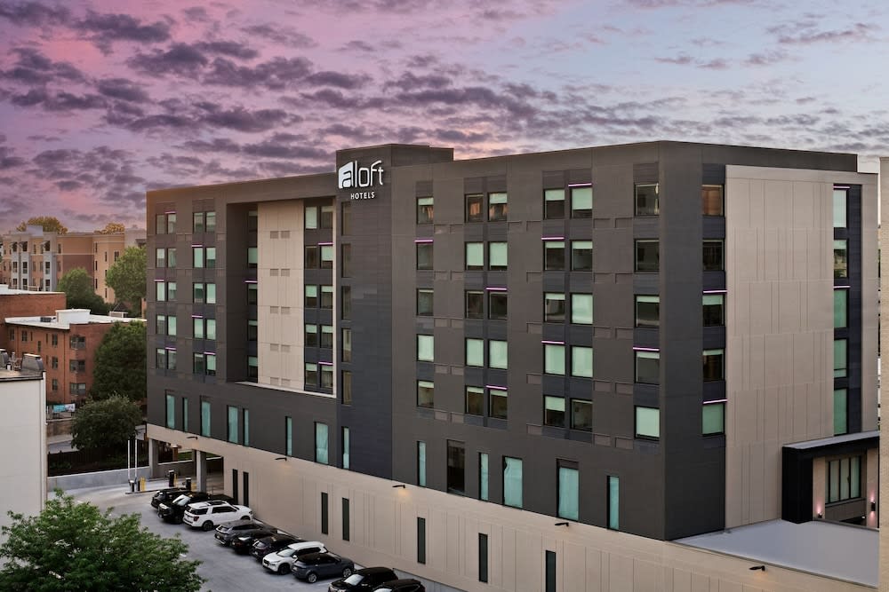 Aloft by Marriott Kansas City Country Club Plaza 1