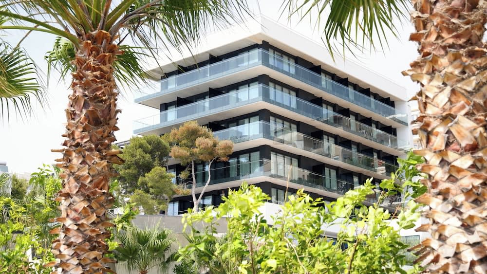 Mango Luxury Resorts 1