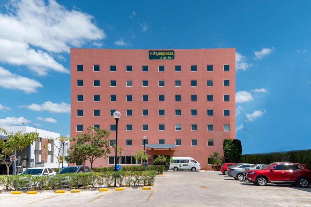 City Express Junior by Marriott Merida Altabrisa 1