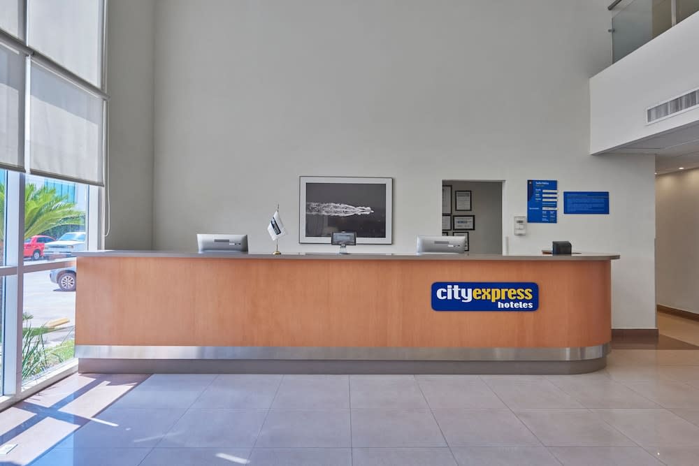 City Express by Marriott Mazatlan 2