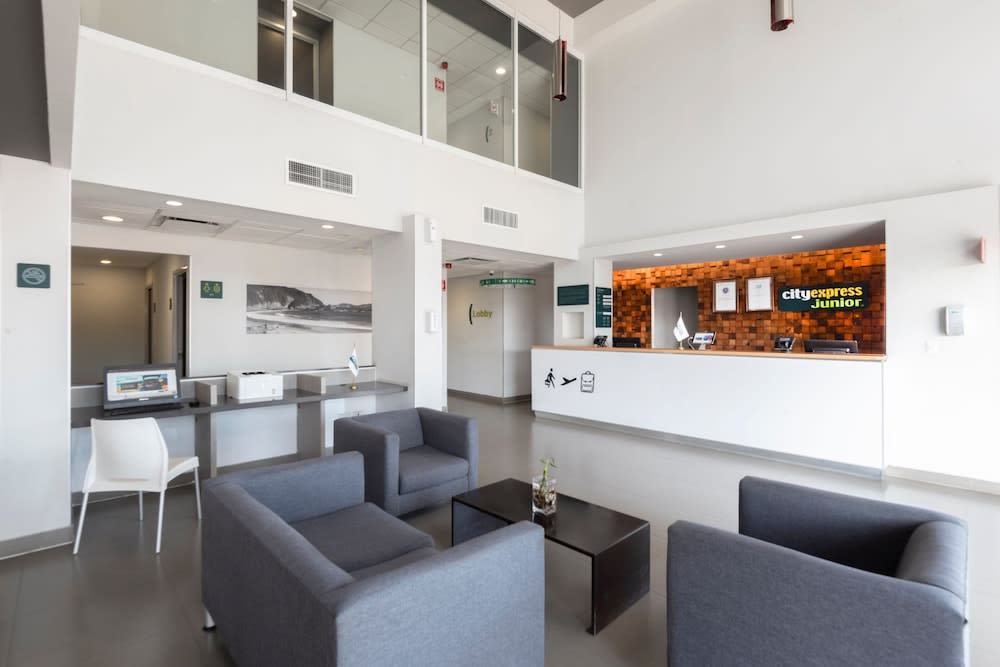 City Express Junior by Marriott Ciudad del Carmen Aeropuerto 2