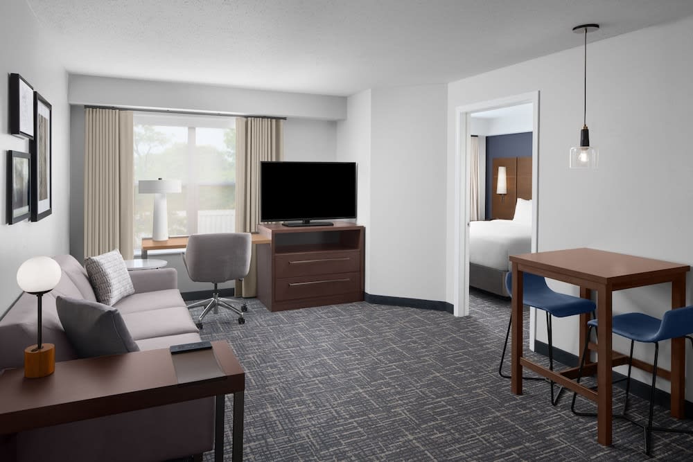 Residence Inn by Marriott Holland 1