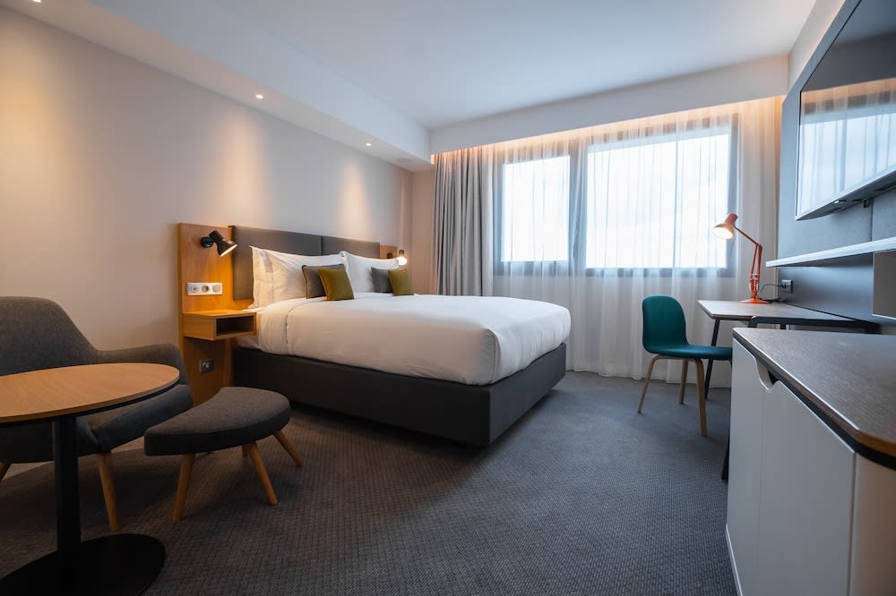 Park Inn Paris Cdg Airport www.fr.lastminute.com