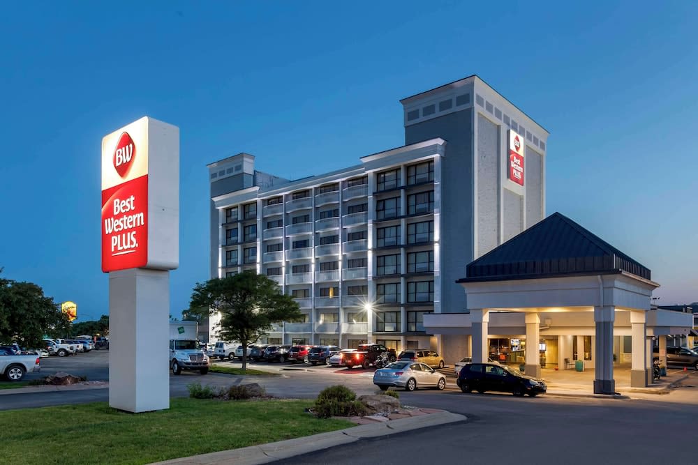 Best Western Plus Midwest Inn 1