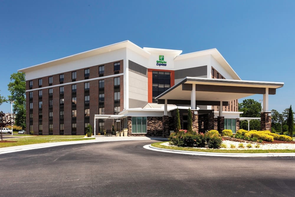 Holiday Inn Express ROCKY MOUNT – SPORTS CENTER by IHG 1