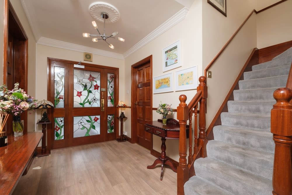 Four Seasons B&B 2