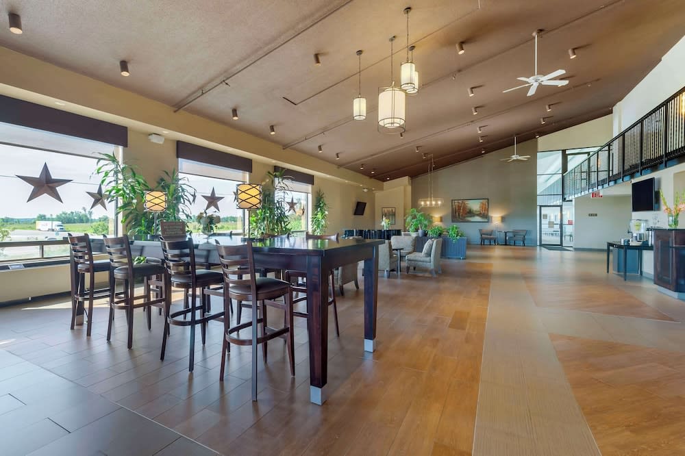 Best Western Pembroke Inn & Conference Centre 2