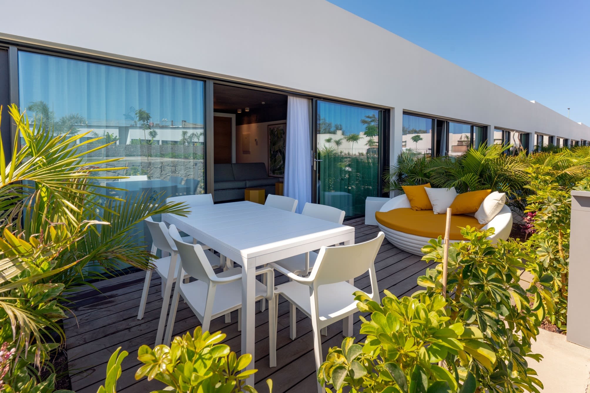 Resort Cordial Santa Águeda & Perchel Beach Club 3