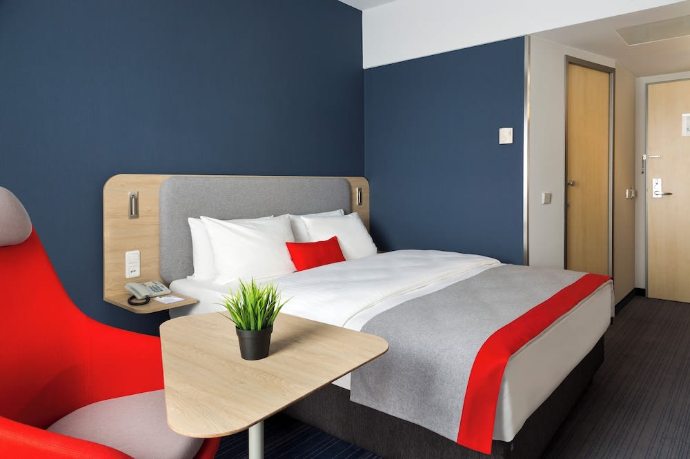 Holiday Inn Express FRANKFURT - MESSE by IHG 5