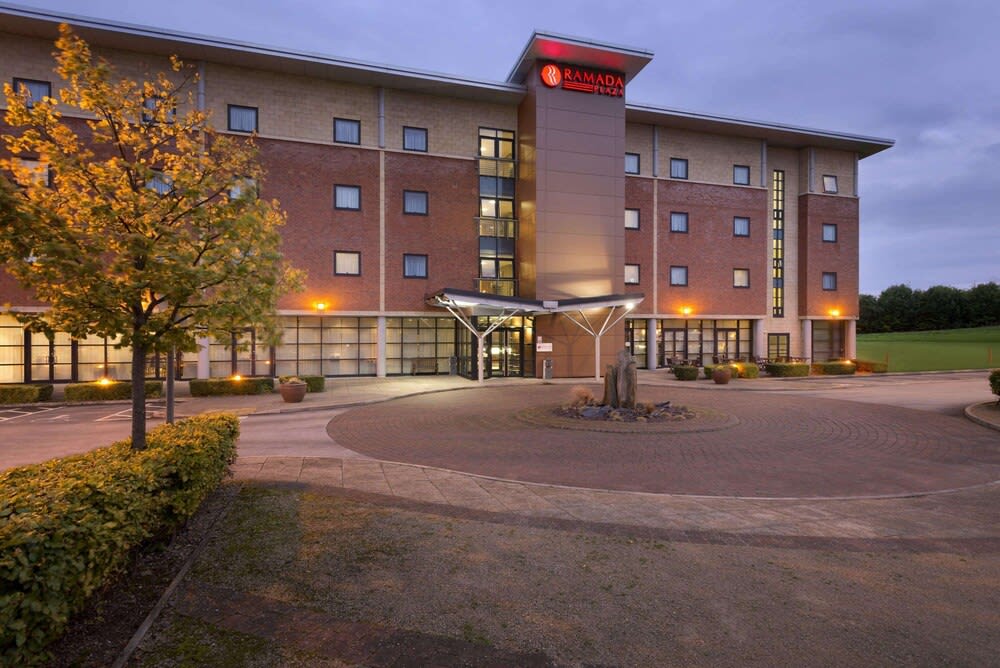 Ramada Plaza Wrexham 1