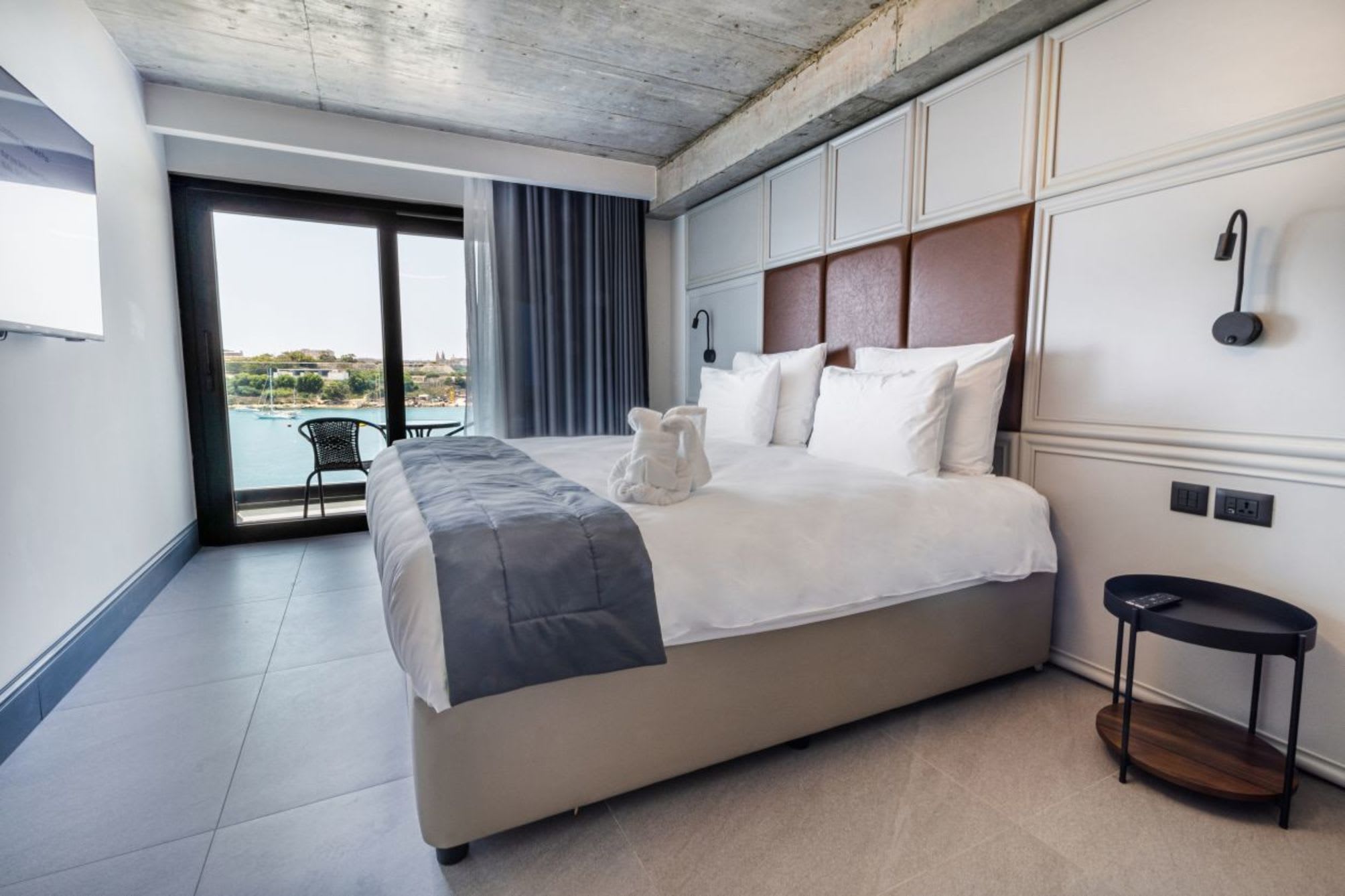 The Londoner Hotel Sliema 4