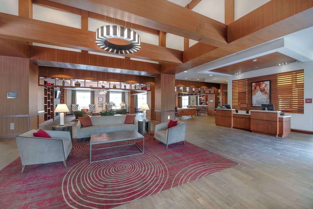 DoubleTree by Hilton Raleigh - Cary 4