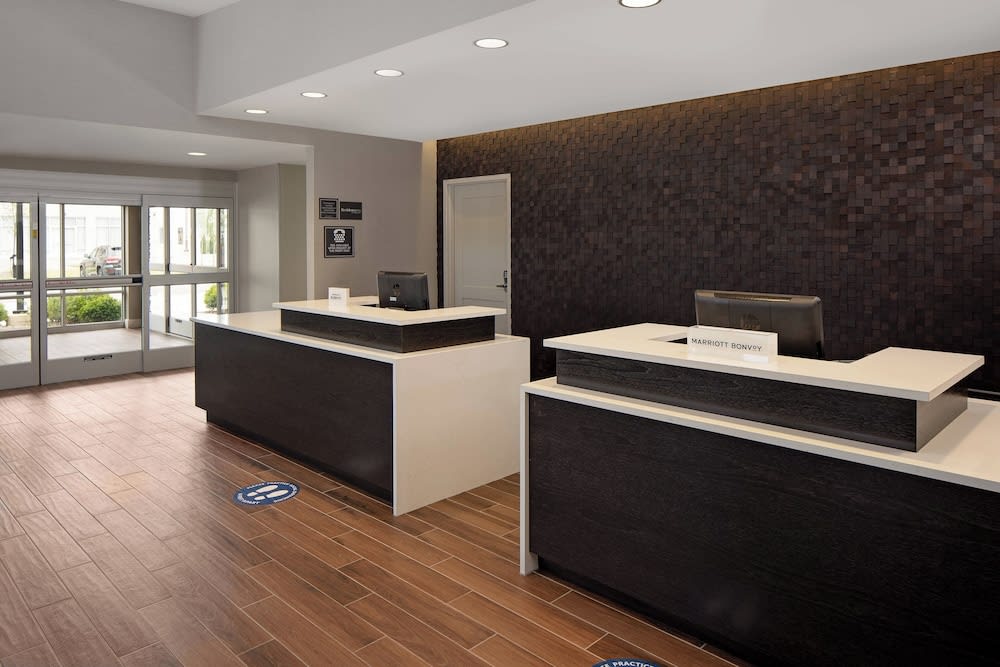 Residence Inn by Marriott Detroit Farmington Hills 2