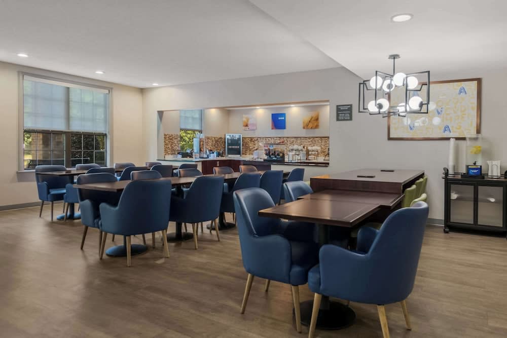 Comfort Inn Newport News - Hampton I-64 2
