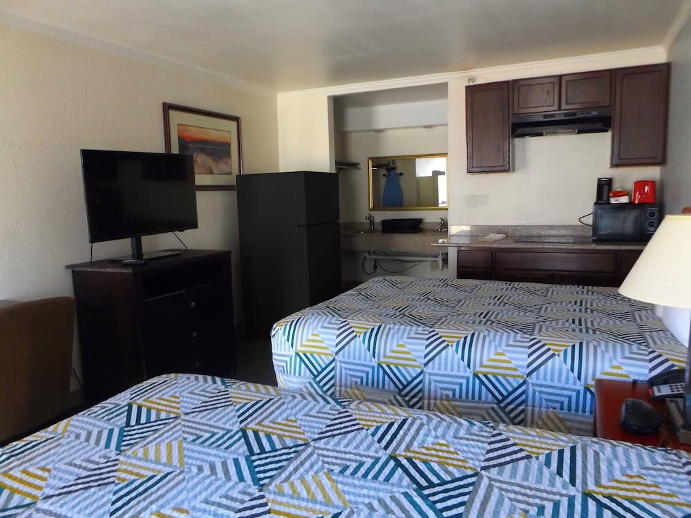Quality Inn Fort Worth - Downtown East 2