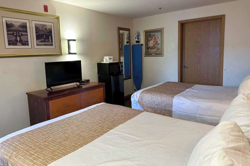 Econo Lodge Edmonds North Seattle 2