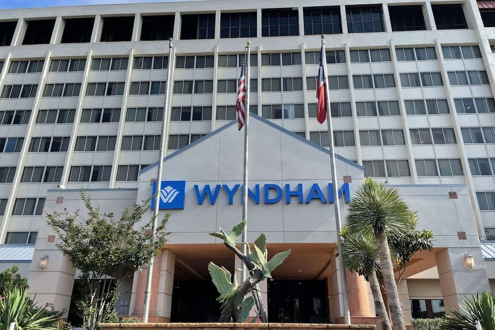 Wyndham Houston Reliant Medical Center 1