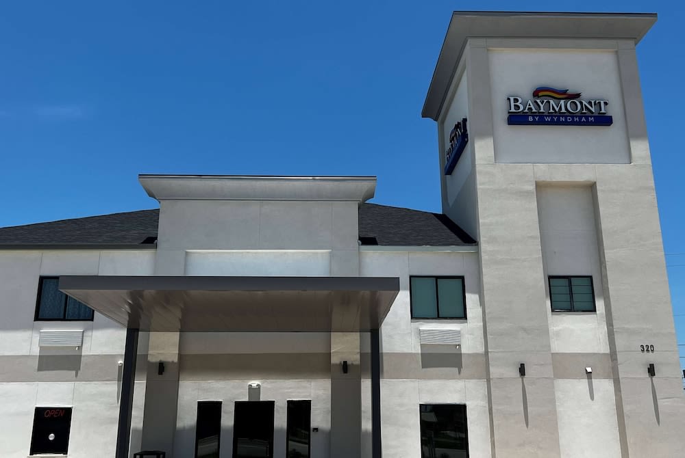 Baymont by Wyndham Freeport Texas 1