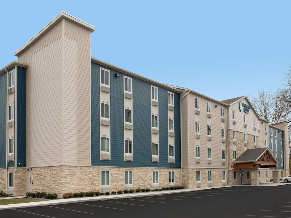 WoodSpring Suites Rochester Greece 1